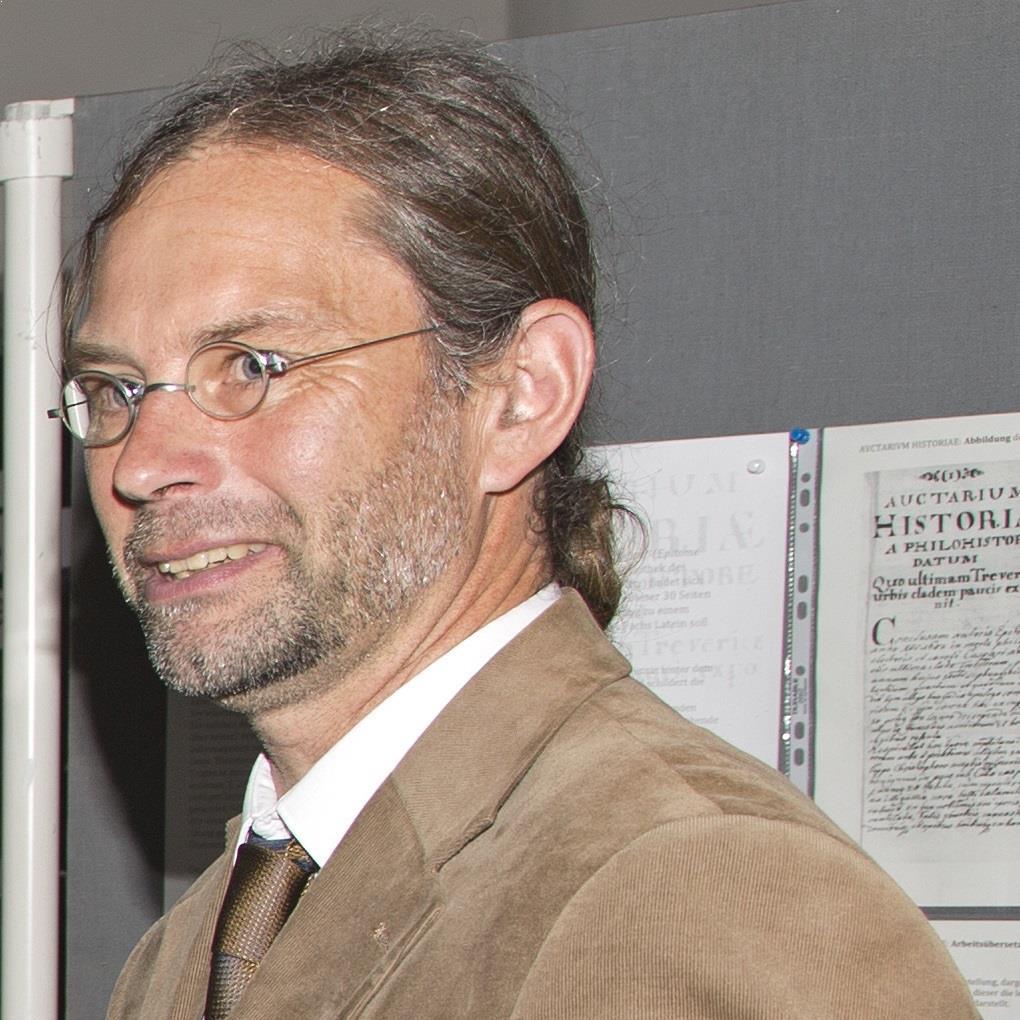Prof. Dr. Stephan Busch